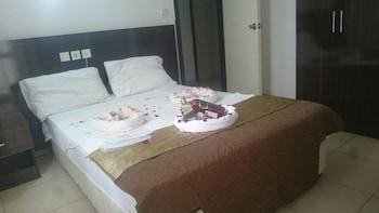 Lara Palace Hotel 安塔利亚 外观 照片
